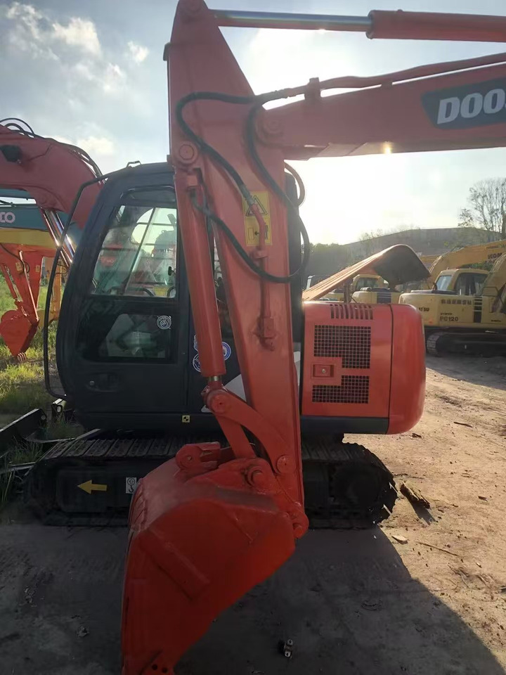 DOOSAN DX55-9C - Гусеничний екскаватор: фото 4 DOOSAN DX55-9C - Гусеничний екскаватор: фото 4