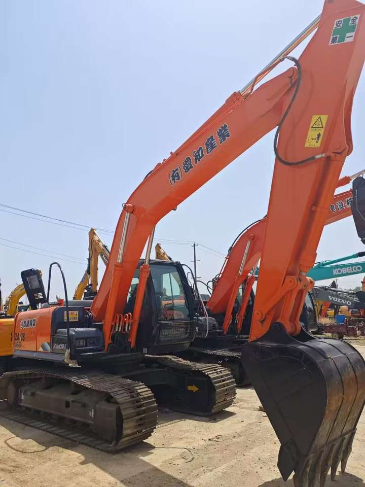HITACHI ZAXIS 160 - Гусеничний екскаватор: фото 2 HITACHI ZAXIS 160 - Гусеничний екскаватор: фото 2