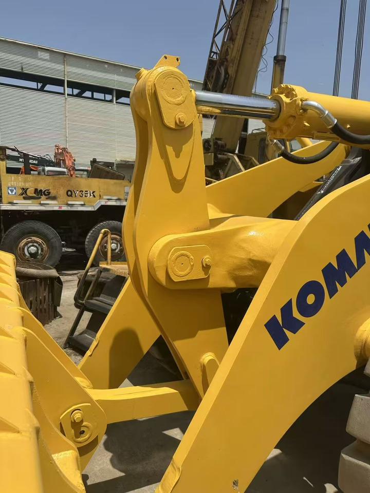 KOMATSU WA470 - Колісний навантажувач: фото 3 KOMATSU WA470 - Колісний навантажувач: фото 3
