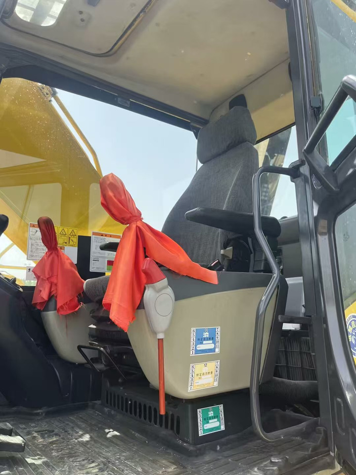 KOMATSU pc200 - Гусеничний екскаватор: фото 5 KOMATSU pc200 - Гусеничний екскаватор: фото 5