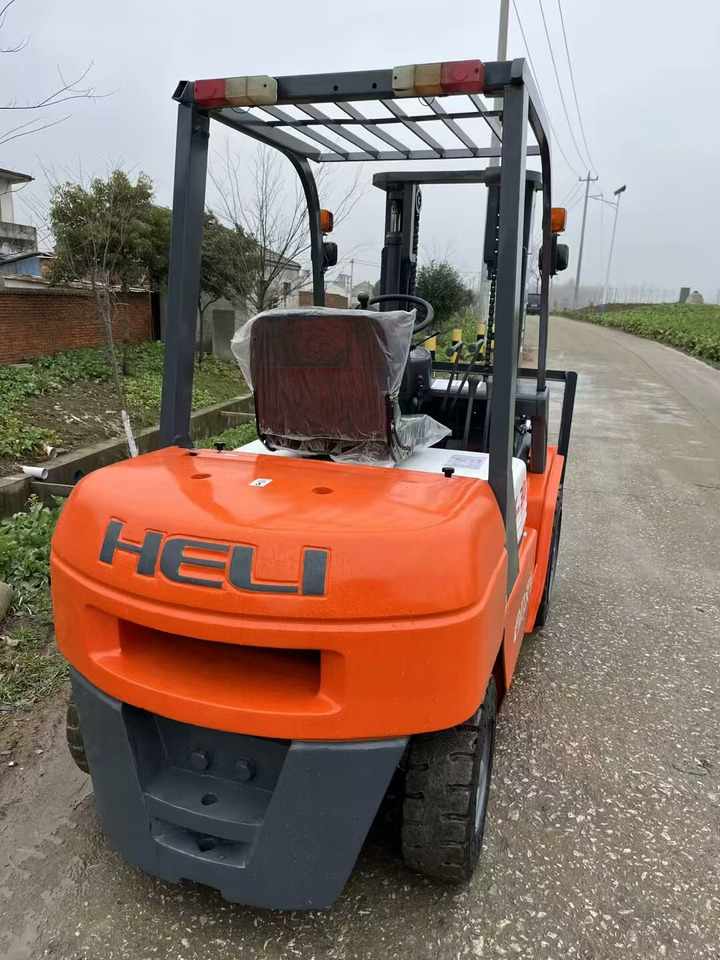 Heli 3-ton - Навантажувач вилковий: фото 5 Heli 3-ton - Навантажувач вилковий: фото 5