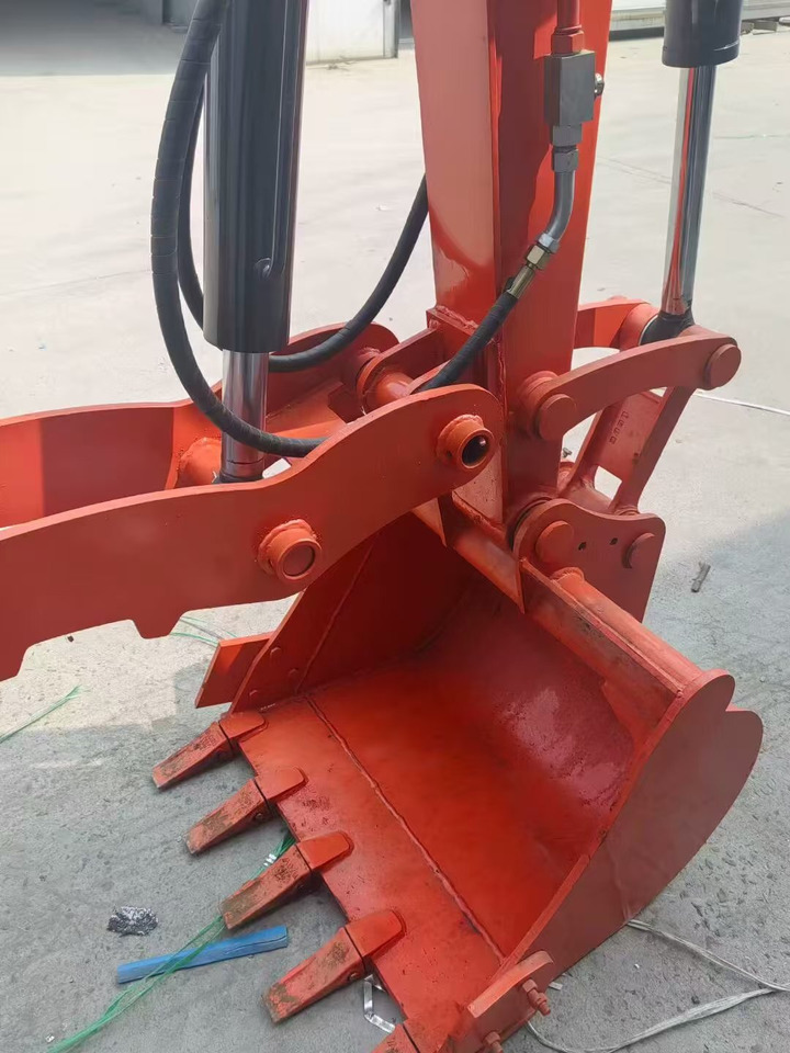 Kubota mini excavator - Міні-екскаватор: фото 3 Kubota mini excavator - Міні-екскаватор: фото 3