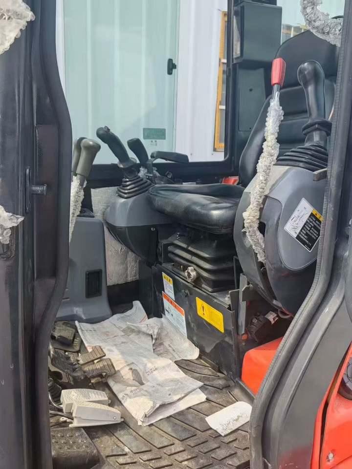 Kubota mini excavator - Міні-екскаватор: фото 4 Kubota mini excavator - Міні-екскаватор: фото 4