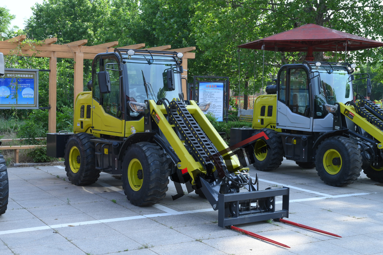 Telescopic Wheel Loader with cabin - Телескопічний фронтальний навантажувач: фото 4 Telescopic Wheel Loader with cabin - Телескопічний фронтальний навантажувач: фото 4
