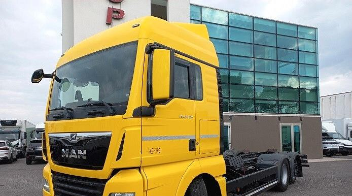 MAN TGX 26.500 MOTRICE 3 ASSI TELAIO EURO 6 2019 - Вантажівка шасі: фото 2 MAN TGX 26.500 MOTRICE 3 ASSI TELAIO EURO 6 2019 - Вантажівка шасі: фото 2