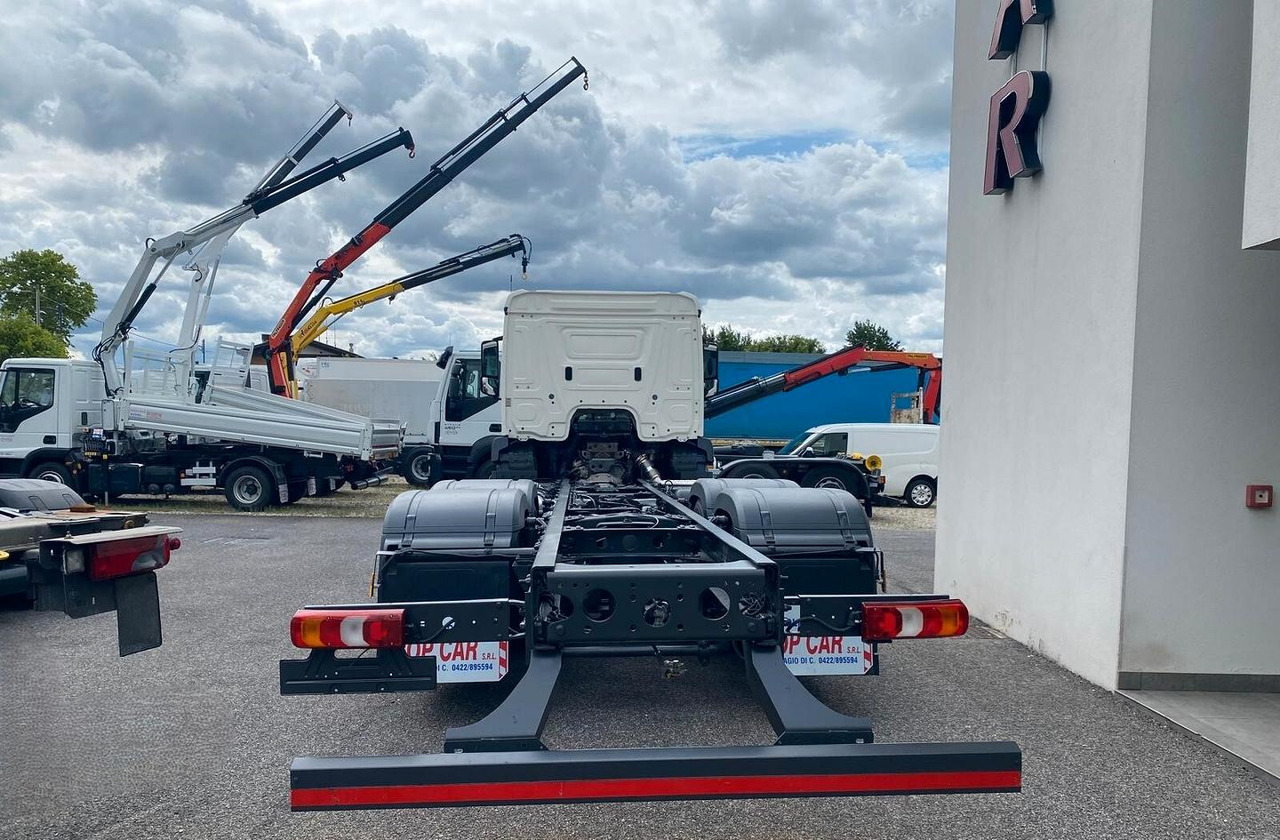 MERCEDES ANTOS 25.40 MOTRICE 3 ASSI TELAIO - Вантажівка шасі: фото 5 MERCEDES ANTOS 25.40 MOTRICE 3 ASSI TELAIO - Вантажівка шасі: фото 5