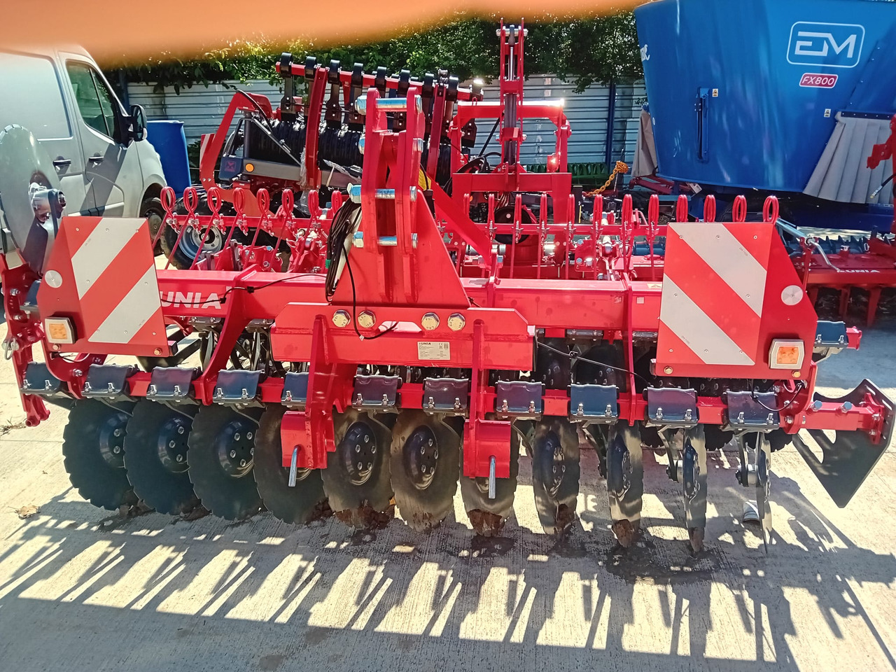 UNIA ARES XL 3 - Дисковий культиватор: фото 1 UNIA ARES XL 3 - Дисковий культиватор: фото 1