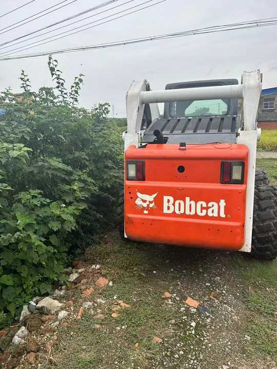 BOBCAT Brand Skid Loader S300 Used Machine Hot Sale - Колісний навантажувач: фото 5 BOBCAT Brand Skid Loader S300 Used Machine Hot Sale - Колісний навантажувач: фото 5