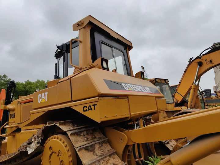 Good Condition D8r Mini Bulldozer New Crawler Bulldozer with Parts Price Bulldozers - Бульдозер: фото 2 Good Condition D8r Mini Bulldozer New Crawler Bulldozer with Parts Price Bulldozers - Бульдозер: фото 2