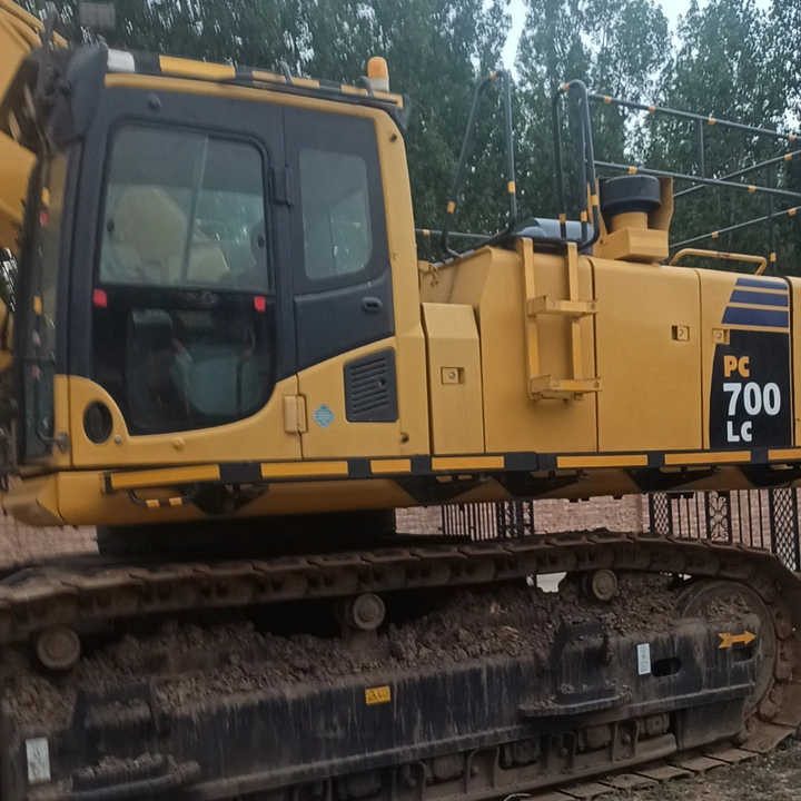 Good Condition Used Komatsu700 Komastu Pc700 Excavator Machine for Cheap Price Hot Sale in China - Гусеничний екскаватор: фото 1 Good Condition Used Komatsu700 Komastu Pc700 Excavator Machine for Cheap Price Hot Sale in China - Гусеничний екскаватор: фото 1