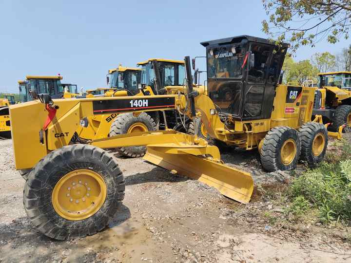 New Stock Cat 140h Motor Grader Used Caterpillar 140k 140 Motor Grader for Sale - Грейдер: фото 5 New Stock Cat 140h Motor Grader Used Caterpillar 140k 140 Motor Grader for Sale - Грейдер: фото 5