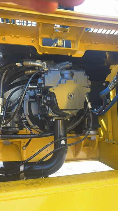 Nice Performance komatsu Pc300-7 Excavator Second Hand 30 Ton Construction Equipment Komatsu Excavator in Stock for Sale - Гусеничний екскаватор: фото 4 Nice Performance komatsu Pc300-7 Excavator Second Hand 30 Ton Construction Equipment Komatsu Excavator in Stock for Sale - Гусеничний екскаватор: фото 4