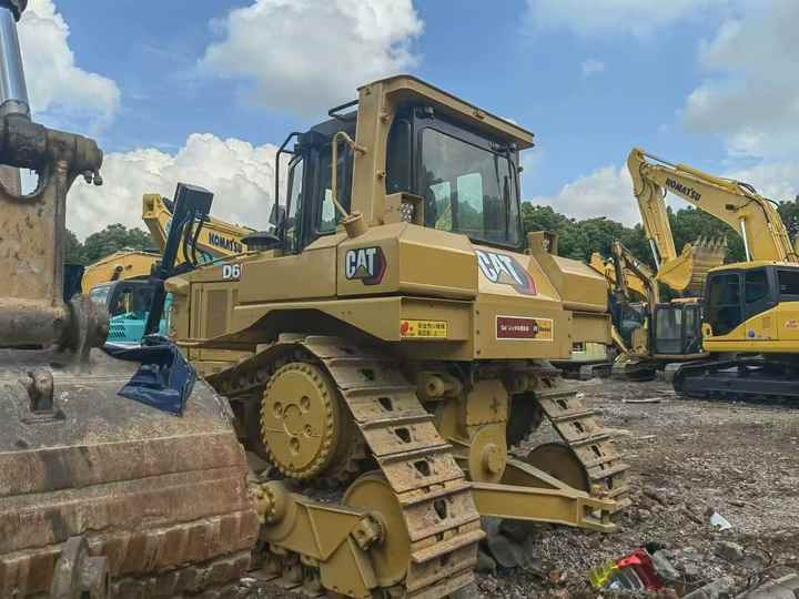 Original Japan Brand Cat D6r Bulldozer in Stock High Quality Cat D5 D6 D7 D10 Bulldozer for Sale - Бульдозер: фото 3 Original Japan Brand Cat D6r Bulldozer in Stock High Quality Cat D5 D6 D7 D10 Bulldozer for Sale - Бульдозер: фото 3
