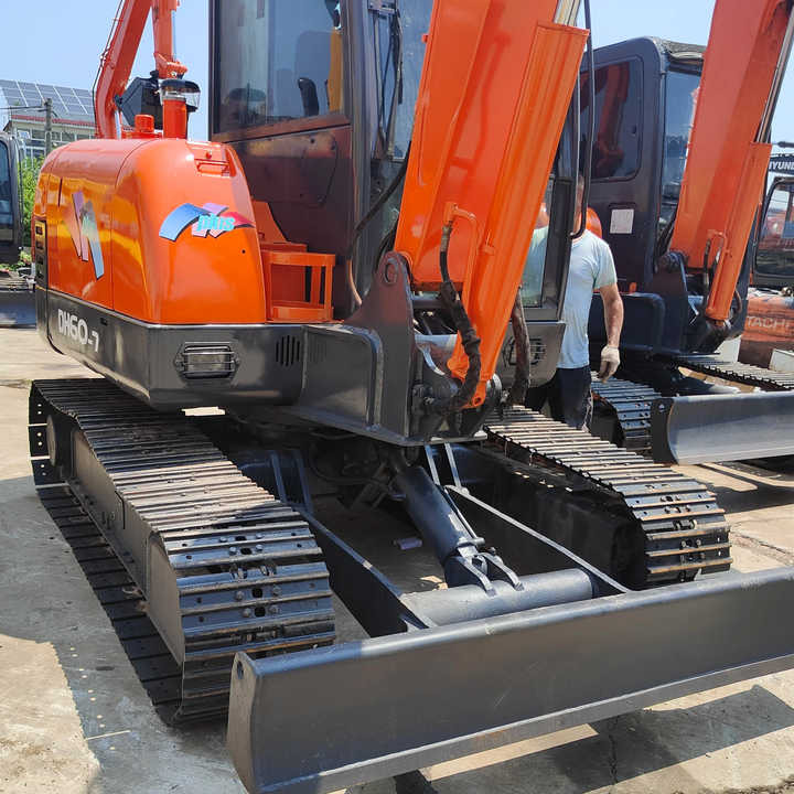 Original Second-hand Doosan DH60-7 Excavator Is in Good Condition Strong and Simple Maintenance - Гусеничний екскаватор: фото 3 Original Second-hand Doosan DH60-7 Excavator Is in Good Condition Strong and Simple Maintenance - Гусеничний екскаватор: фото 3