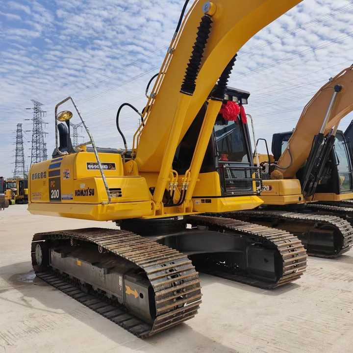 PC200-8 Low Working Hour Second Hand 20 Ton Excavator Komatsu Pc200-8 Crawler Excavator Used Komatsu Excavator PC200-8N1 - Екскаватор: фото 3 PC200-8 Low Working Hour Second Hand 20 Ton Excavator Komatsu Pc200-8 Crawler Excavator Used Komatsu Excavator PC200-8N1 - Екскаватор: фото 3