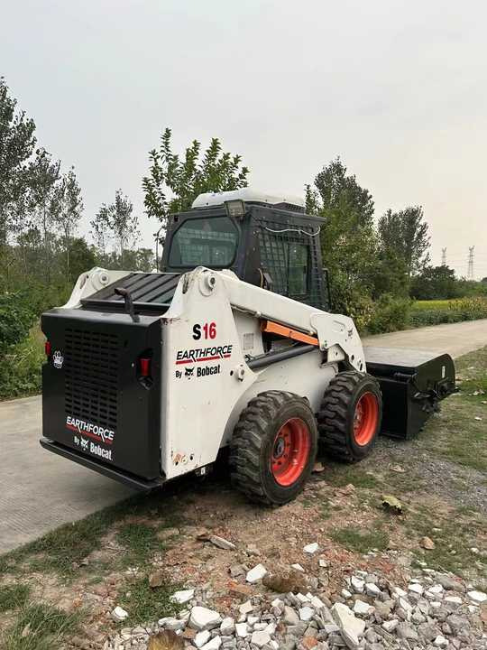 Used Bob Cat Bob Cat S16 Used Mini Skid Steer Wheel Loader Multifunctional Track Loaders Bobcat S16 2.7 Ton - Міні-навантажувач: фото 2 Used Bob Cat Bob Cat S16 Used Mini Skid Steer Wheel Loader Multifunctional Track Loaders Bobcat S16 2.7 Ton - Міні-навантажувач: фото 2