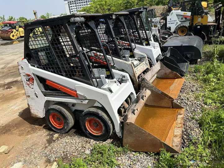 Used Bobcat S70 Skid Teer in Stock Good Condition bobcat S70 S160 185 300 330 Skid Steer for Sale - Міні-навантажувач: фото 5 Used Bobcat S70 Skid Teer in Stock Good Condition bobcat S70 S160 185 300 330 Skid Steer for Sale - Міні-навантажувач: фото 5
