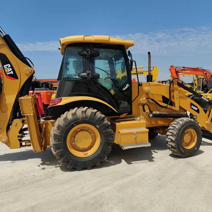 Used Cat 420F Backhoe Excavator Hot Sale Hefei Zhaomi Construction Machinery Co.ltd - Екскаватор-навантажувач: фото 1 Used Cat 420F Backhoe Excavator Hot Sale Hefei Zhaomi Construction Machinery Co.ltd - Екскаватор-навантажувач: фото 1