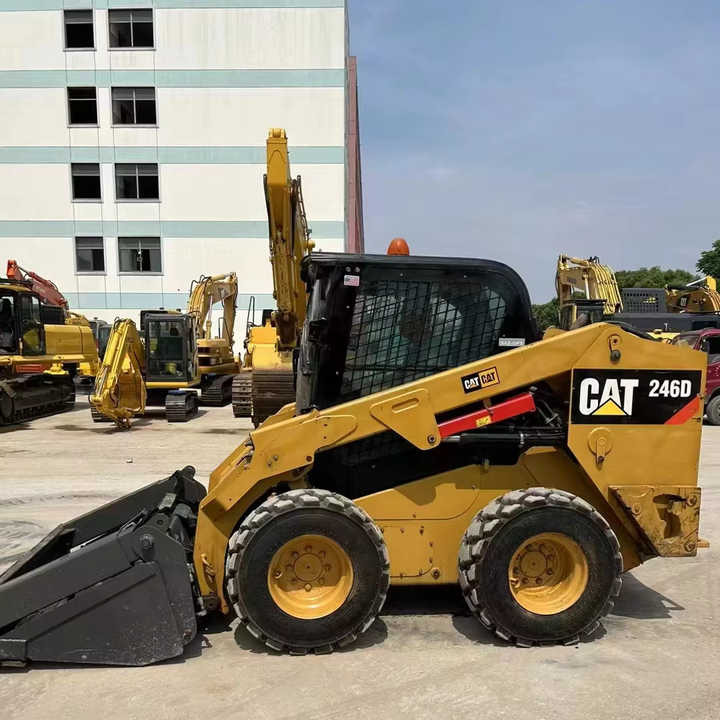 Used Caterpillar 246d 226b 246c Skid Steer Loader on Sale Used Construction for Sale - Міні-навантажувач: фото 1 Used Caterpillar 246d 226b 246c Skid Steer Loader on Sale Used Construction for Sale - Міні-навантажувач: фото 1