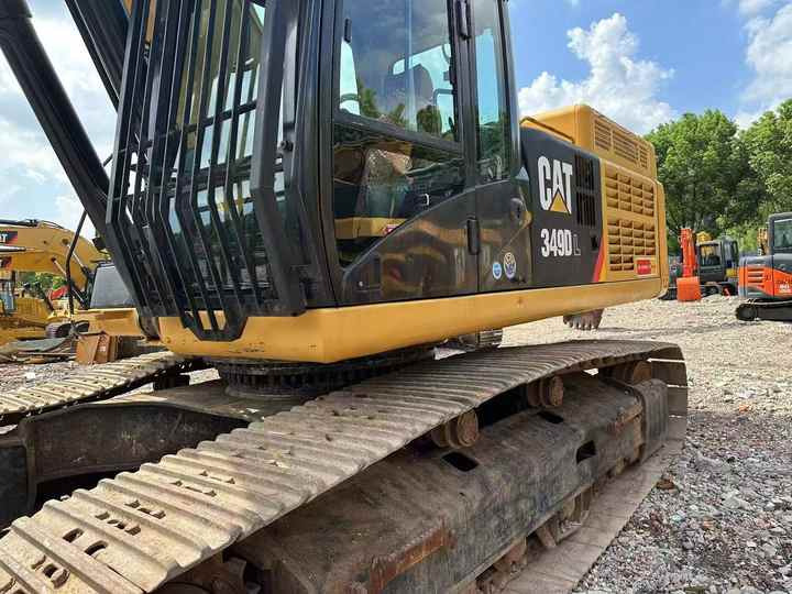Used Caterpillar 349DL Excavator Superior Performance Strong Power Earth Moving Machinery Cat 50 Ton Excavator 349D for Sale - Гусеничний екскаватор: фото 2 Used Caterpillar 349DL Excavator Superior Performance Strong Power Earth Moving Machinery Cat 50 Ton Excavator 349D for Sale - Гусеничний екскаватор: фото 2