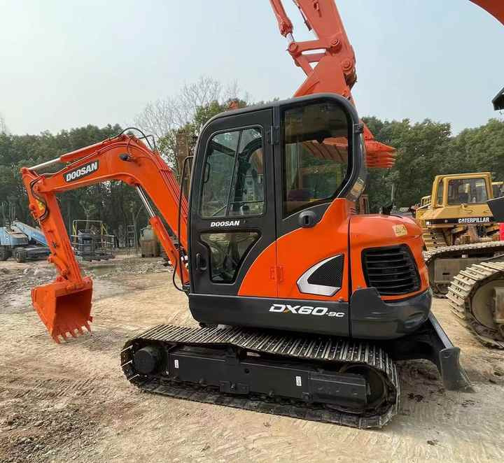 Used Doosan DX60-9c Excavator | Low Hours | Robust Undercarriage | Global Shipping | Discounted Price - Міні-екскаватор: фото 4 Used Doosan DX60-9c Excavator | Low Hours | Robust Undercarriage | Global Shipping | Discounted Price - Міні-екскаватор: фото 4