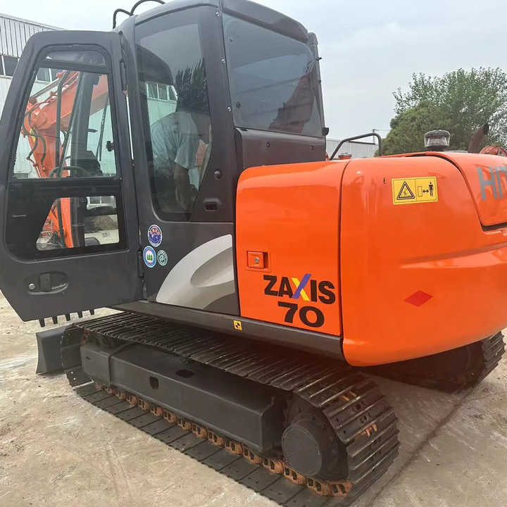 Used Hitachi Excavator ZX70 7ton Japan Import Second Hand Small Crawler ZX70 Excavator for Sale - Гусеничний екскаватор: фото 2 Used Hitachi Excavator ZX70 7ton Japan Import Second Hand Small Crawler ZX70 Excavator for Sale - Гусеничний екскаватор: фото 2