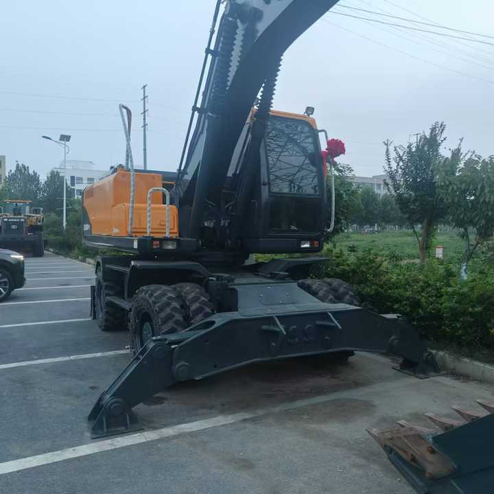 Used Hyundai 210w 20T Second Hand Korea Original Large Wheel Excavator Mining Construction Excavators Hot Sale 210w 220 225 30t - Екскаватор: фото 2 Used Hyundai 210w 20T Second Hand Korea Original Large Wheel Excavator Mining Construction Excavators Hot Sale 210w 220 225 30t - Екскаватор: фото 2