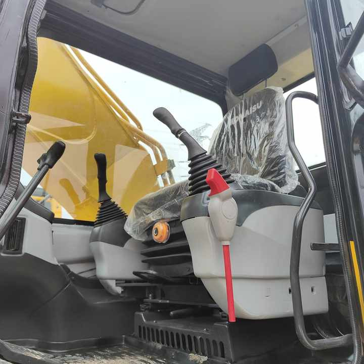 Used Japan Brand komatsu Pc360-7 Excavator for Sale komatsu Pc300 350 360 400 Excavator - Гусеничний екскаватор: фото 3 Used Japan Brand komatsu Pc360-7 Excavator for Sale komatsu Pc300 350 360 400 Excavator - Гусеничний екскаватор: фото 3