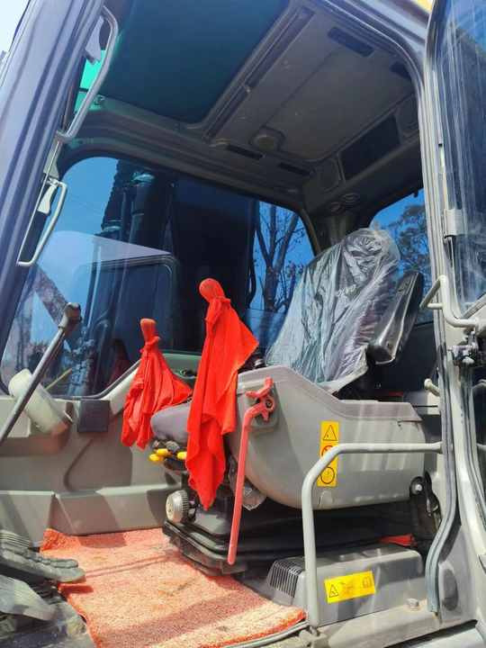 Used Korea Brand volvo Ec210 Excavator for Sale - Гусеничний екскаватор: фото 5 Used Korea Brand volvo Ec210 Excavator for Sale - Гусеничний екскаватор: фото 5