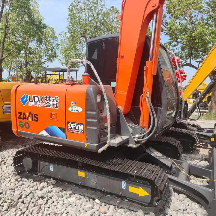 Used Original Japan Brand Hitachi Zx60 Excavator for Sale - Гусеничний екскаватор: фото 5 Used Original Japan Brand Hitachi Zx60 Excavator for Sale - Гусеничний екскаватор: фото 5