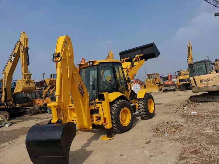Used Small Bakchoe Loader JCB 4CX Towable Backhoe/3cx 4cx Jcb Backhoe Loader for Sale - Екскаватор-навантажувач: фото 3 Used Small Bakchoe Loader JCB 4CX Towable Backhoe/3cx 4cx Jcb Backhoe Loader for Sale - Екскаватор-навантажувач: фото 3