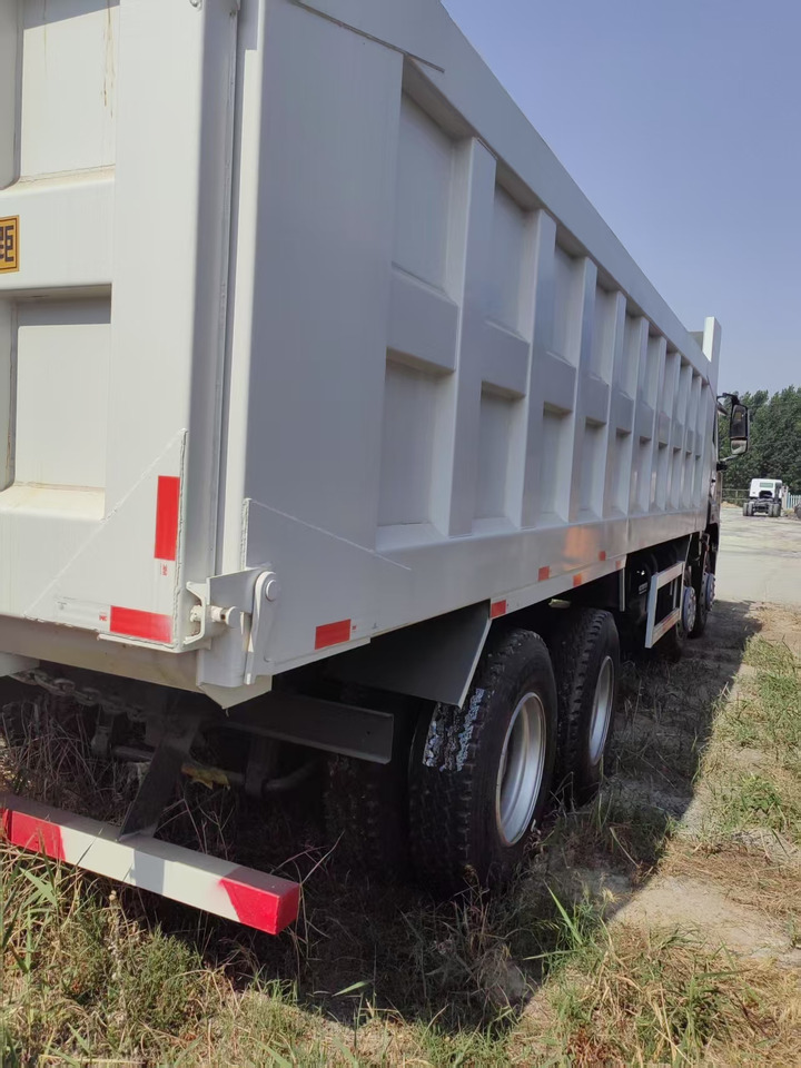 Howo HOWO 8X4 dump truck for sale - Самоскид вантажівка: фото 2 Howo HOWO 8X4 dump truck for sale - Самоскид вантажівка: фото 2