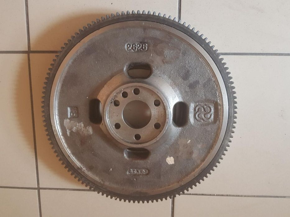 Koło zamachowe Deutz Fahr Same Lamborghini 0.012.2626.3 - Запчастини в категорії Сільськогосподарська техніка: фото 1 Koło zamachowe Deutz Fahr Same Lamborghini 0.012.2626.3 - Запчастини в категорії Сільськогосподарська техніка: фото 1