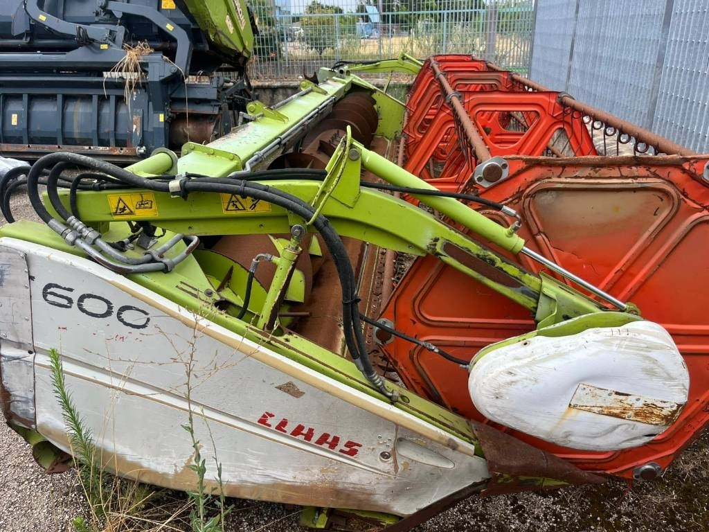Claas C 600 - Навісне обладнання для комбайна: фото 3 Claas C 600 - Навісне обладнання для комбайна: фото 3