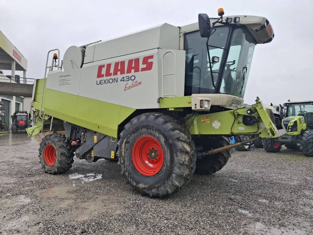Claas LEXION 430 EVOLUTION - Зернозбиральний комбайн: фото 1 Claas LEXION 430 EVOLUTION - Зернозбиральний комбайн: фото 1