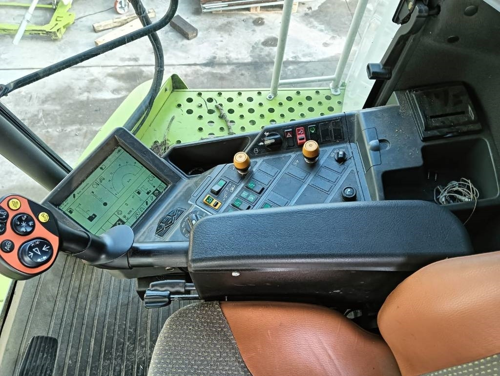 Claas Lexion 570 - Зернозбиральний комбайн: фото 3 Claas Lexion 570 - Зернозбиральний комбайн: фото 3
