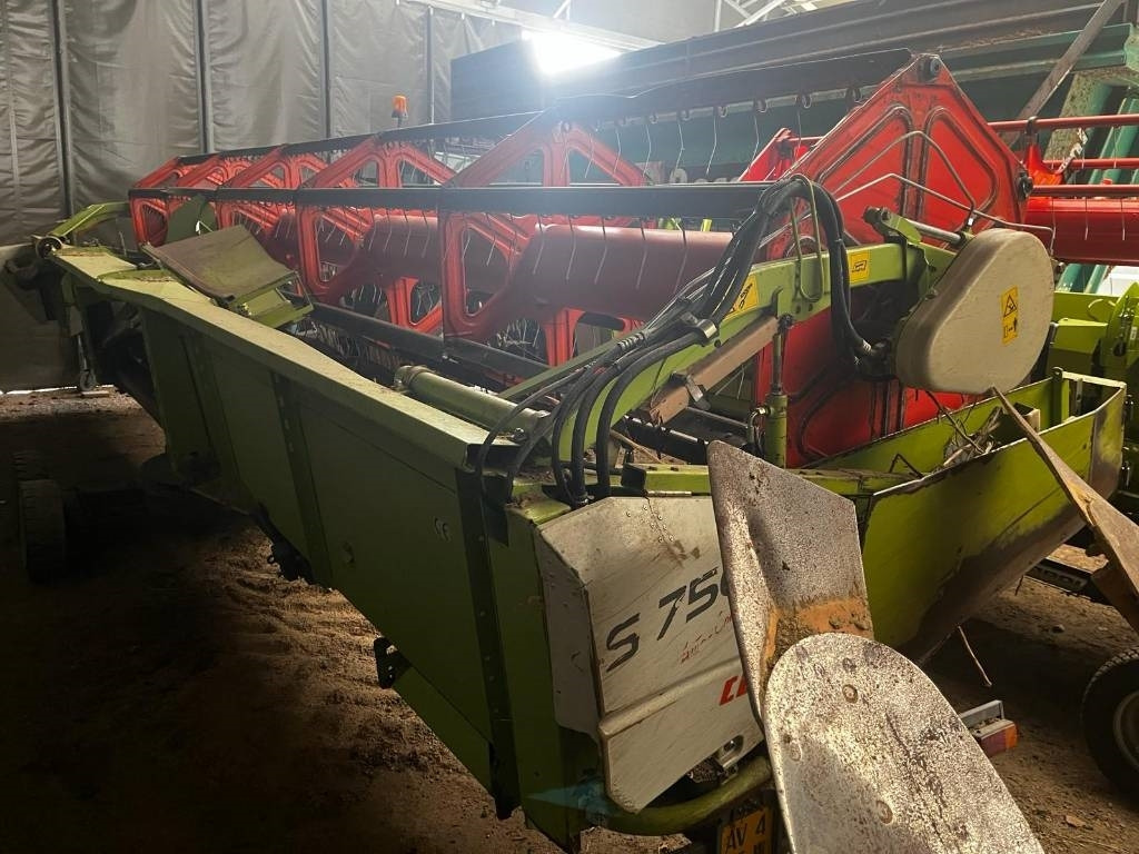Claas S 750 - Навісне обладнання для комбайна: фото 1 Claas S 750 - Навісне обладнання для комбайна: фото 1