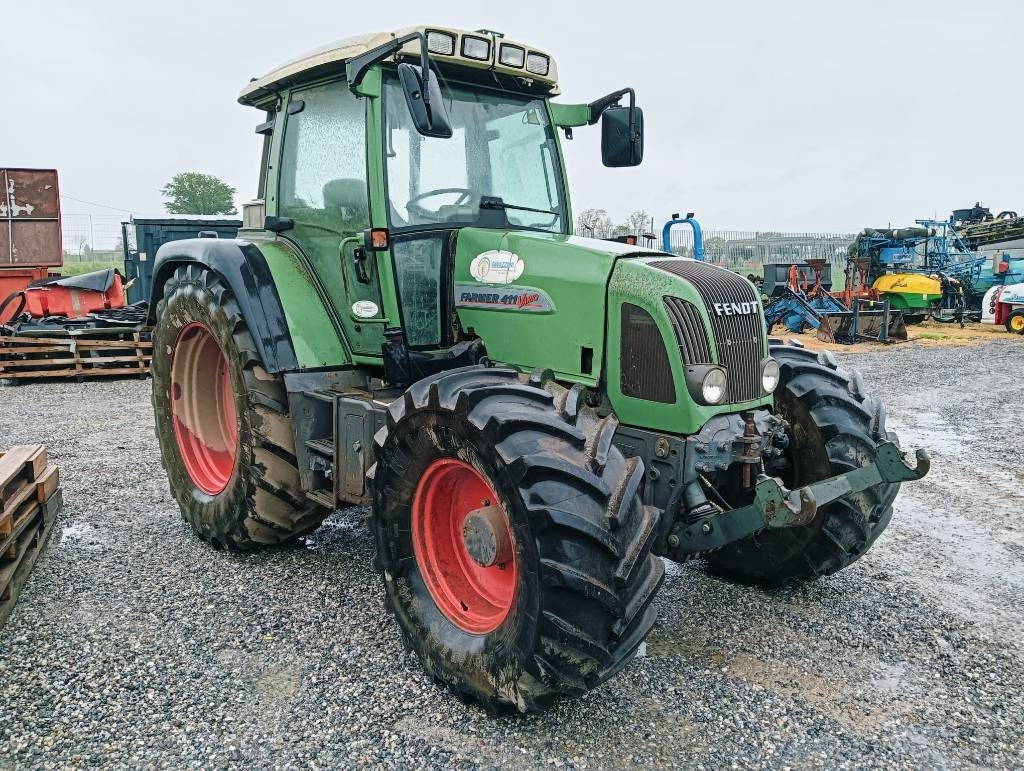 Fendt Farmer 411 Vario - Трактор: фото 1 Fendt Farmer 411 Vario - Трактор: фото 1