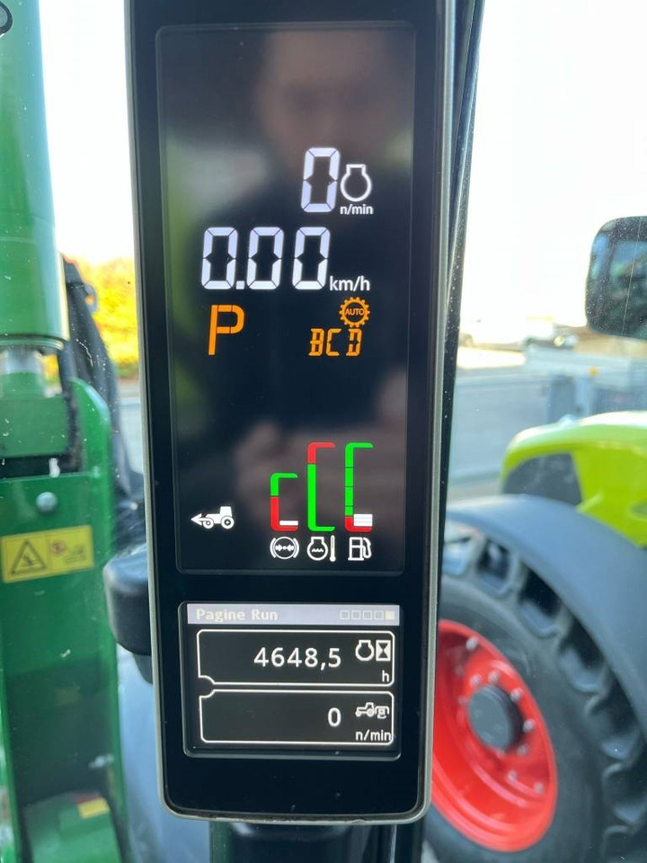 John Deere 5125 R - Трактор: фото 2 John Deere 5125 R - Трактор: фото 2