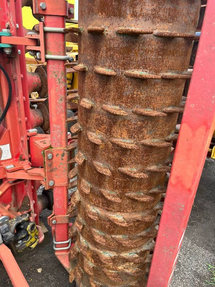 Kverneland NG-H101F30 - Борона: фото 4 Kverneland NG-H101F30 - Борона: фото 4