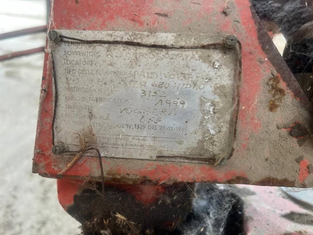 Lely TH 680 - Сіноворушилка: фото 2 Lely TH 680 - Сіноворушилка: фото 2