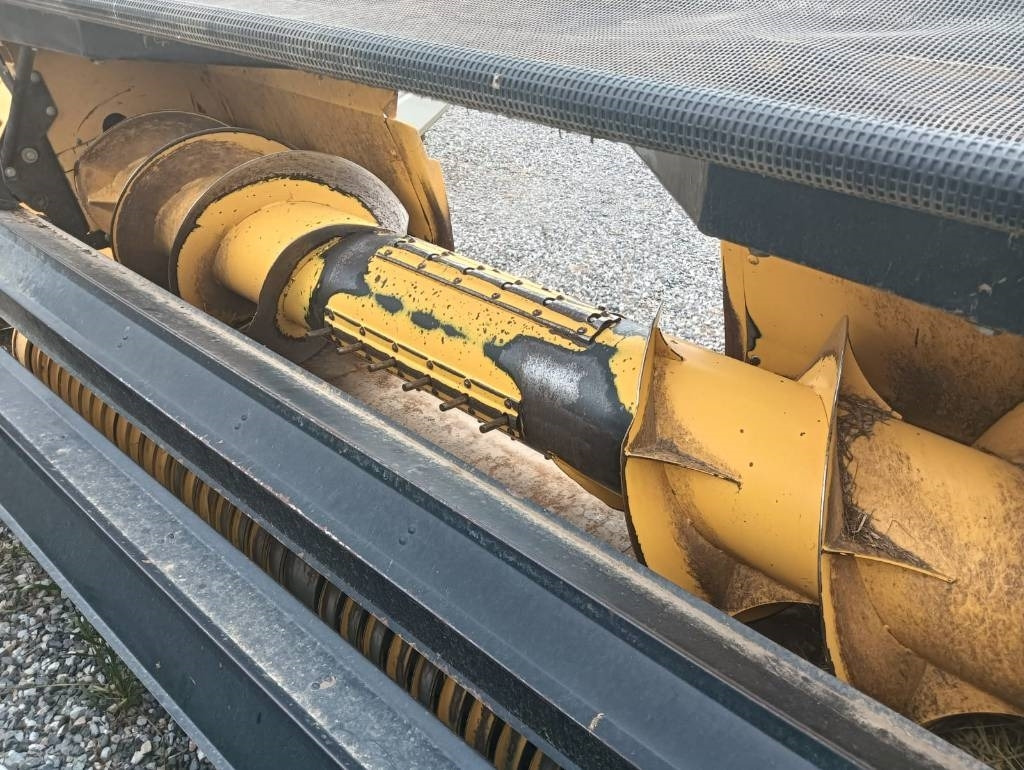 New Holland PICK UP 3 MT - Техніка для сінозаготівлі: фото 2 New Holland PICK UP 3 MT - Техніка для сінозаготівлі: фото 2