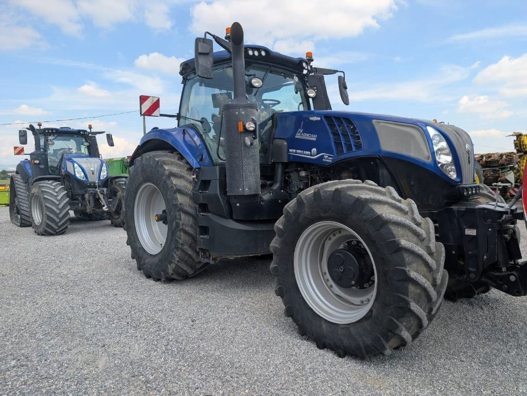 New Holland T 8.380 - Трактор: фото 1 New Holland T 8.380 - Трактор: фото 1