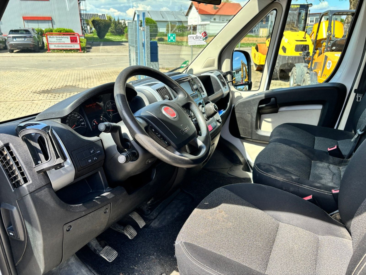 Fiat Ducato Pritsche - Легка бортова вантажівка: фото 4 Fiat Ducato Pritsche - Легка бортова вантажівка: фото 4