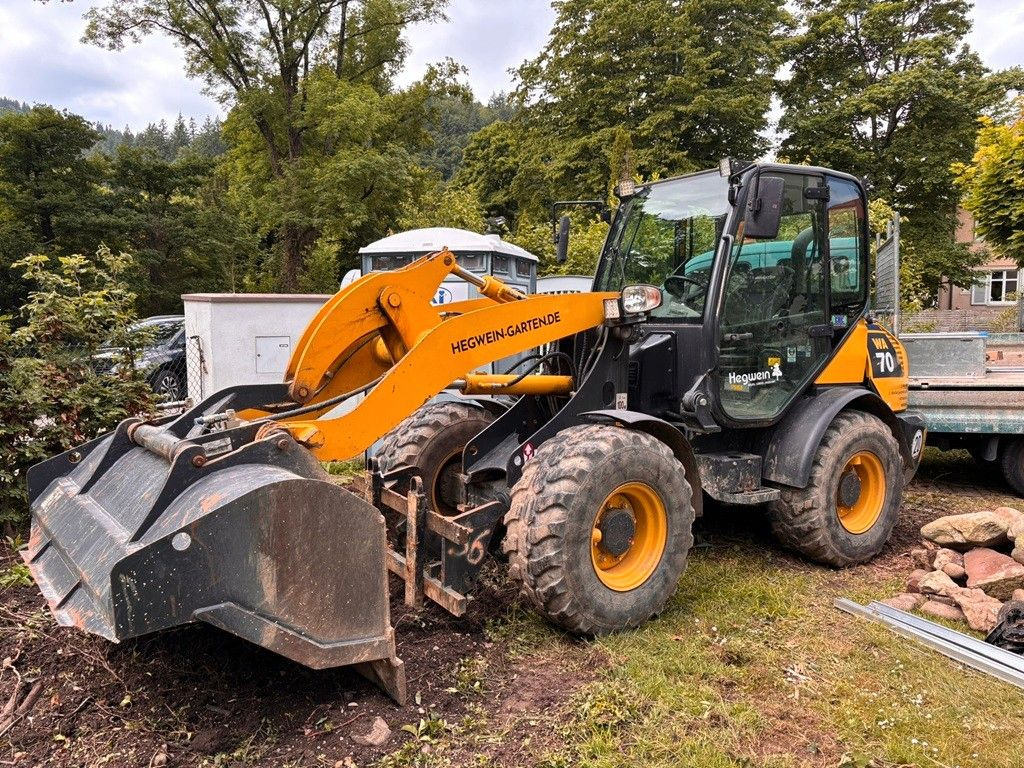 Komatsu WA70-7 - Колісний навантажувач: фото 1 Komatsu WA70-7 - Колісний навантажувач: фото 1