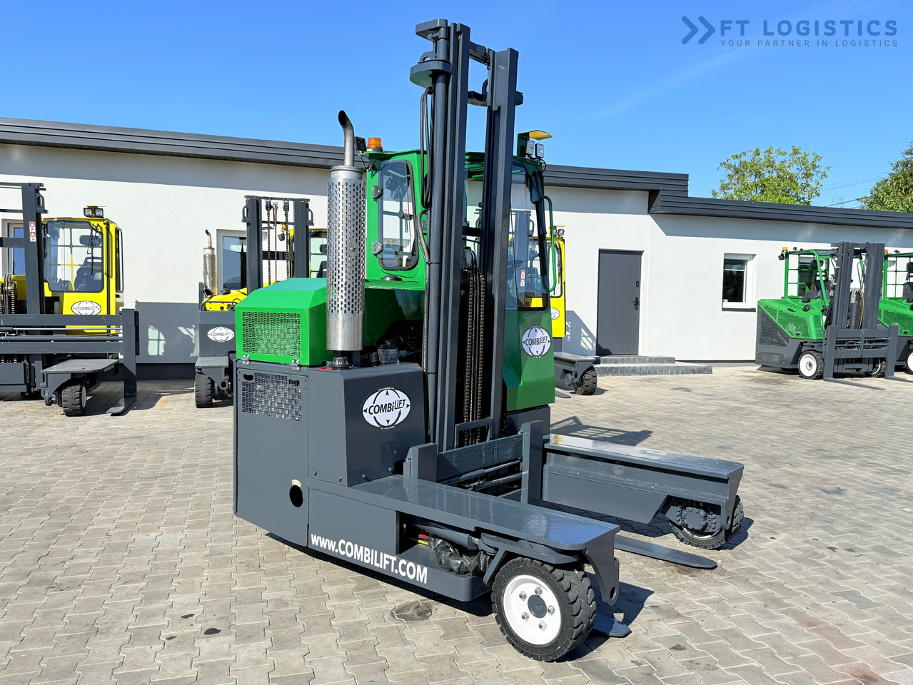 COMBILIFT C3000 / DUPLEX - 4100MM / DIESEL / FREE LIFT / CABIN / LIKE NEW - Чотириходовий річ-трак: фото 1 COMBILIFT C3000 / DUPLEX - 4100MM / DIESEL / FREE LIFT / CABIN / LIKE NEW - Чотириходовий річ-трак: фото 1