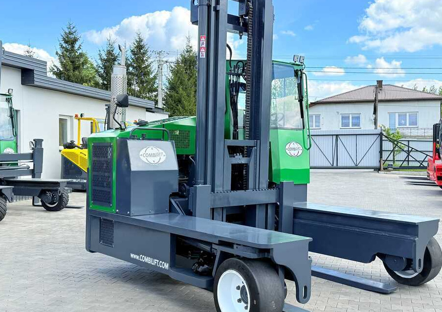 Combilift C10000 / DIESEL / DUPLEX - 4200MM / LIKE NEW - Чотириходовий річ-трак: фото 5 Combilift C10000 / DIESEL / DUPLEX - 4200MM / LIKE NEW - Чотириходовий річ-трак: фото 5