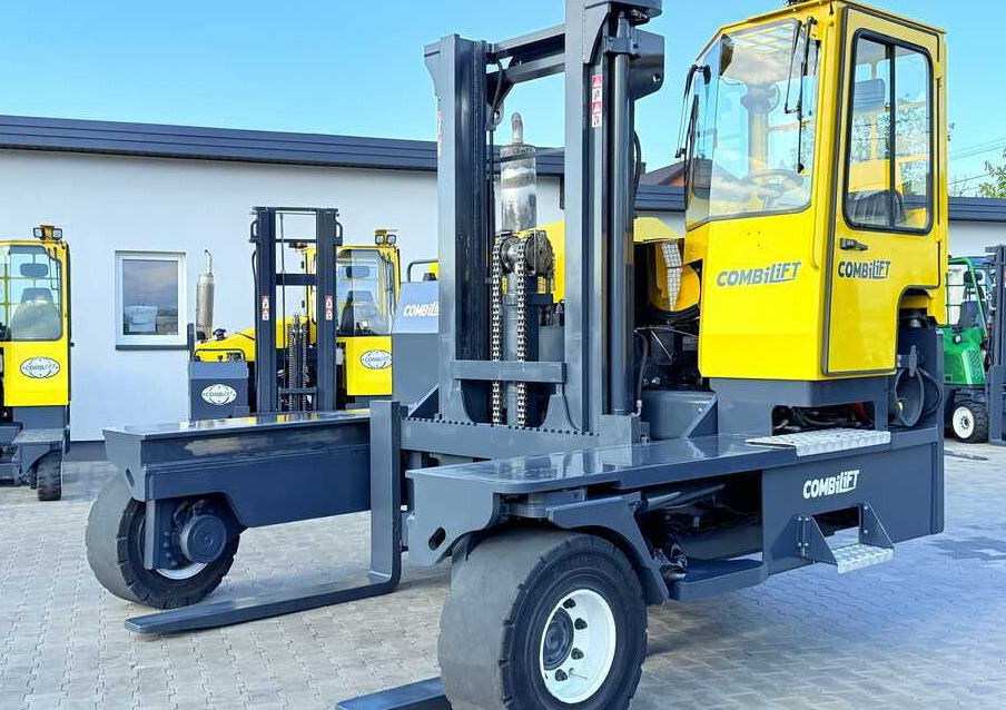 Combilift C14000 / DUPLEX - 3600 / GAS / FREE-LIFT - Чотириходовий річ-трак: фото 1 Combilift C14000 / DUPLEX - 3600 / GAS / FREE-LIFT - Чотириходовий річ-трак: фото 1