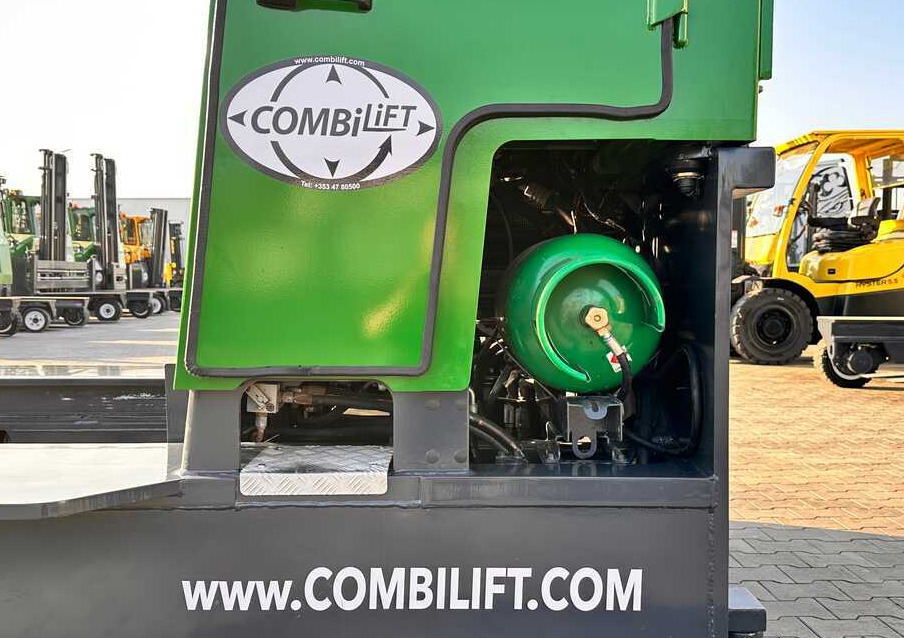 Combilift C3000 / DUPLEX / 4100MM / LPG / FREE LIFT / LIKE NEW - Чотириходовий річ-трак: фото 3 Combilift C3000 / DUPLEX / 4100MM / LPG / FREE LIFT / LIKE NEW - Чотириходовий річ-трак: фото 3