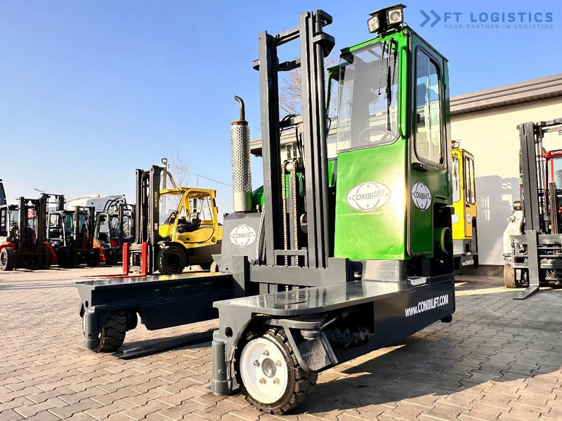 Combilift C3000 / DUPLEX / 4100MM / LPG / FREE LIFT / Like New C3000 / DUPLEX / 4100MM / LPG / FREE LIFT / Like New - Чотириходовий річ-трак: фото 5 Combilift C3000 / DUPLEX / 4100MM / LPG / FREE LIFT / Like New C3000 / DUPLEX / 4100MM / LPG / FREE LIFT / Like New - Чотириходовий річ-трак: фото 5